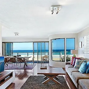 Beachfront Beauty! Gold Coast
